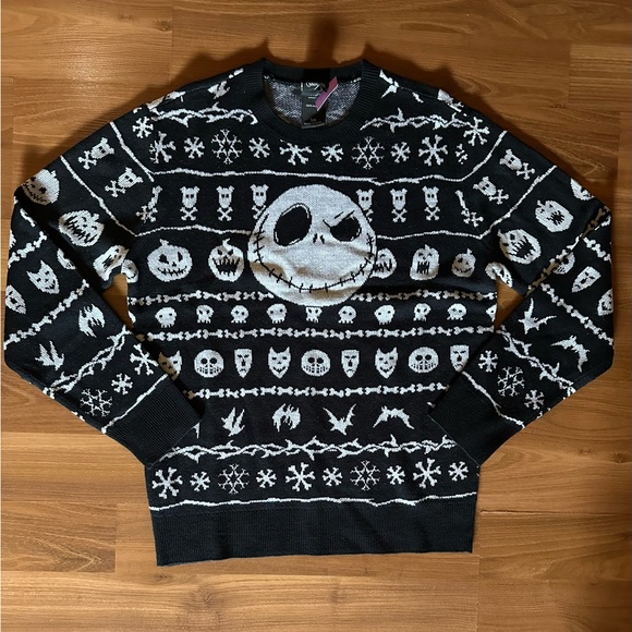 Hot Topic Jack Skellington Nightmare Before Christmas Skull Pattern Sweater - Picture 1 of 6